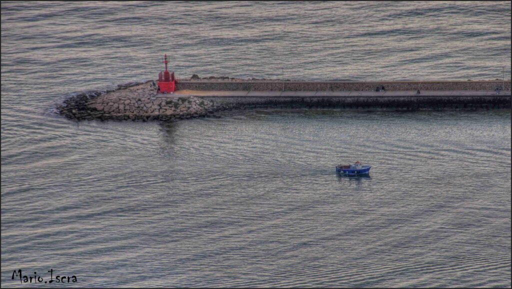 nave nel porto rientro dopo pesca