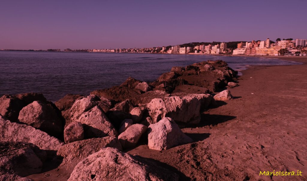 nettuno spiaggia